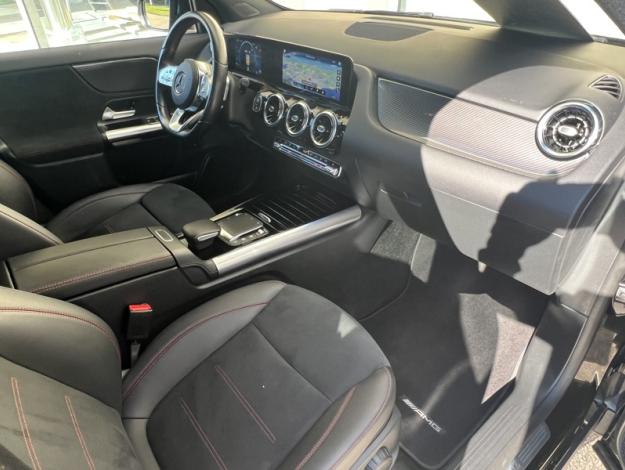 MERCEDES-BENZ GLA 200 d AMG Line  