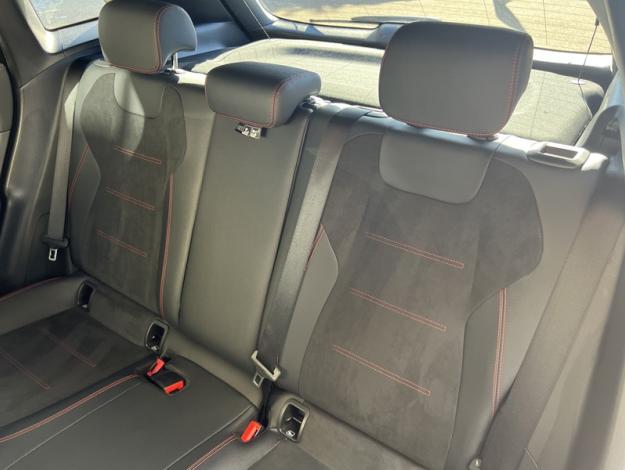 MERCEDES-BENZ GLA 200 d AMG Line  