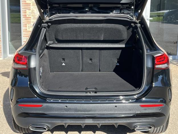 MERCEDES-BENZ GLA 200 d AMG Line  