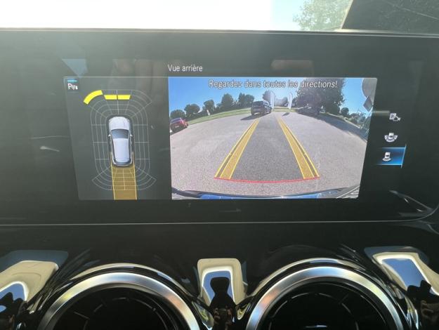 MERCEDES-BENZ GLA 200 d AMG Line  