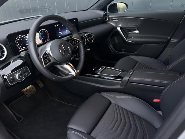 MERCEDES-BENZ Classe A 180 d Progressive Line  