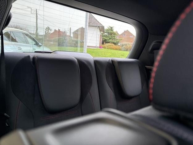 MERCEDES-BENZ EQB 250 + AMG Pack Night 7places Pano  