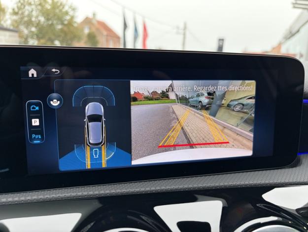 MERCEDES-BENZ EQB 250 + AMG Pack Night 7places Pano  