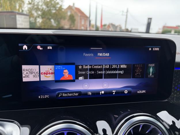 MERCEDES-BENZ EQB 250 + AMG Pack Night 7places Pano  