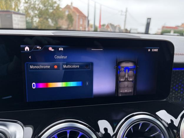 MERCEDES-BENZ EQB 250 + AMG Pack Night 7places Pano  