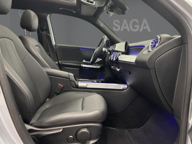 MERCEDES-BENZ GLB 180 d Luxury Line 7 places Pano  