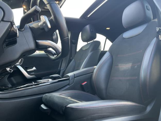 MERCEDES-BENZ Classe A 220 d Berline AMG Line  