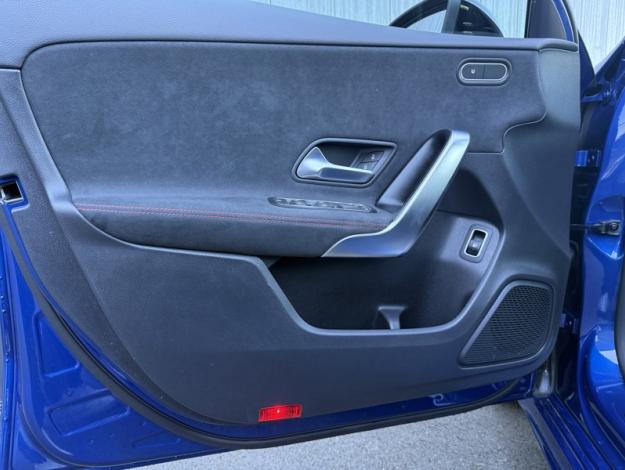 MERCEDES-BENZ Classe A 250 e Hybrid EQ AMG Line  