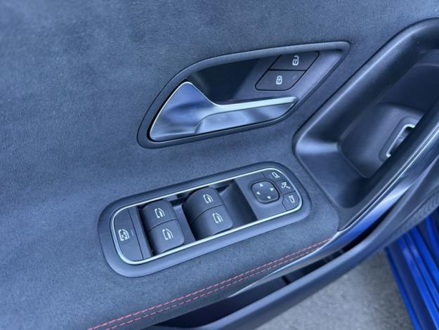 MERCEDES-BENZ Classe A 250 e Hybrid EQ AMG Line  