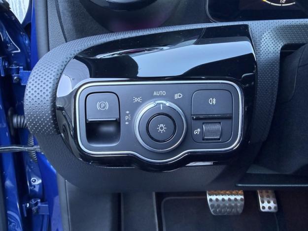 MERCEDES-BENZ Classe A 250 e Hybrid EQ AMG Line  