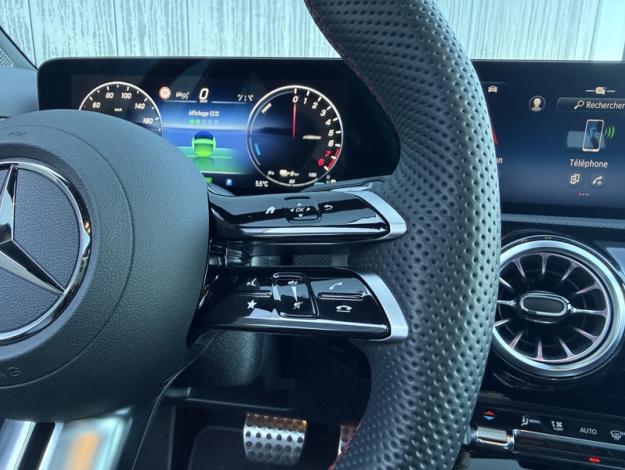 MERCEDES-BENZ Classe A 250 e Hybrid EQ AMG Line  