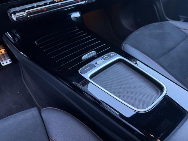 MERCEDES-BENZ Classe A 250 e Hybrid EQ AMG Line  