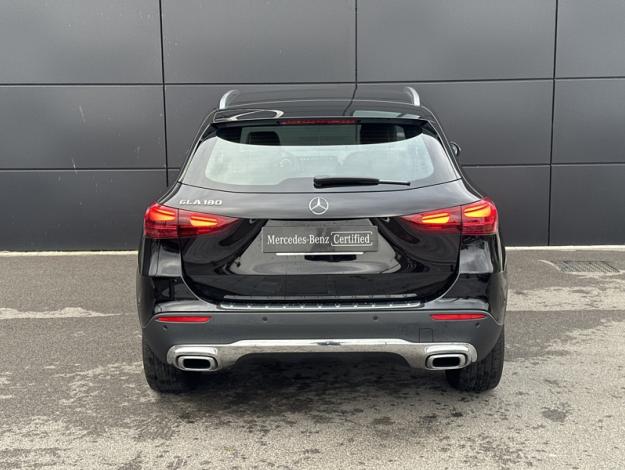 MERCEDES-BENZ GLA 180 Progressive Line  