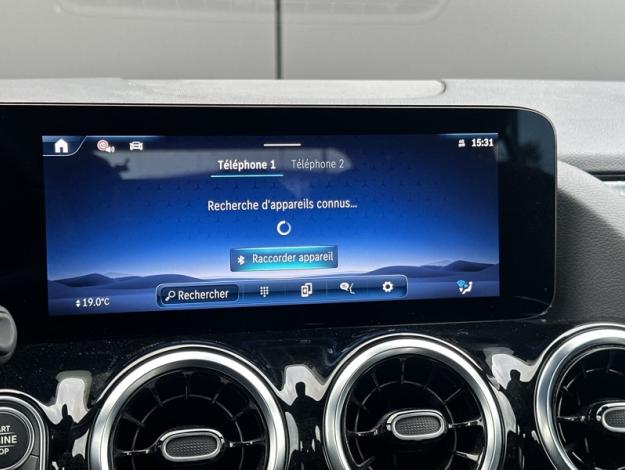 MERCEDES-BENZ GLA 180 Progressive Line  