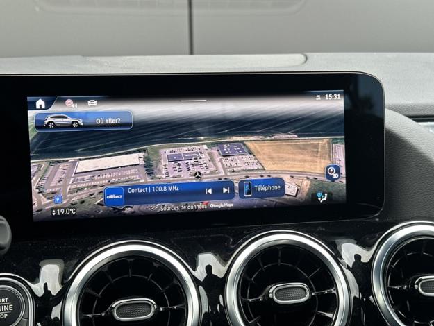 MERCEDES-BENZ GLA 180 Progressive Line  