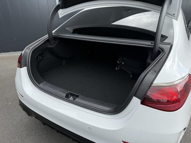 MERCEDES-BENZ Classe E Berline Mercedes-AMG E 53 HYBRID 4MATIC+ Berline  Mercedes-AMG E 53 HYBRID 4MATI