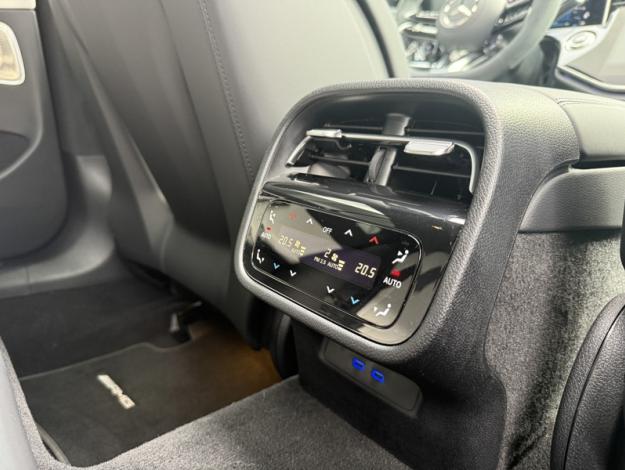 MERCEDES-BENZ Classe E Berline Mercedes-AMG E 53 HYBRID 4MATIC+ Berline  Mercedes-AMG E 53 HYBRID 4MATI