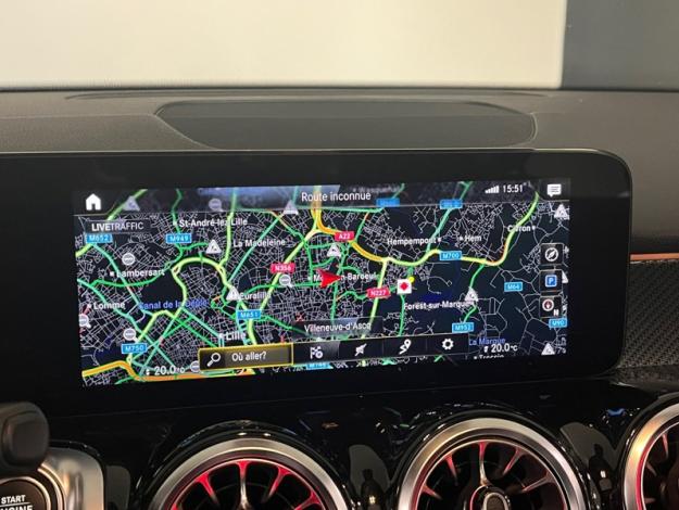 MERCEDES-BENZ GLB 200 d AMG Line  