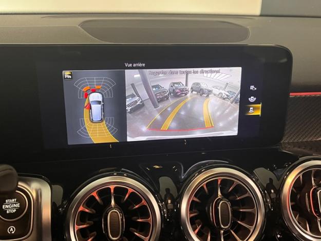 MERCEDES-BENZ GLB 200 d AMG Line  