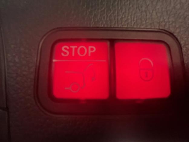 MERCEDES-BENZ GLB 200 d AMG Line  