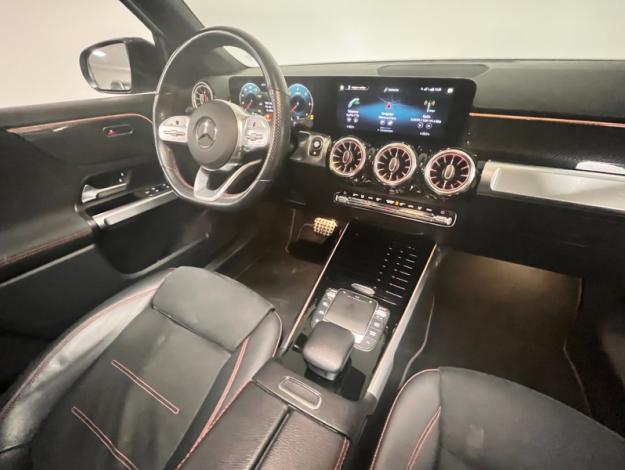 MERCEDES-BENZ GLB 200 d AMG Line  