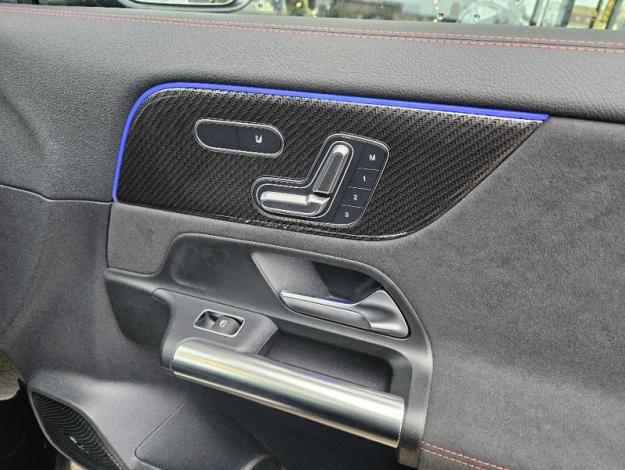 MERCEDES-BENZ GLA 250 e Hybrid EQ AMG Line  GLA 250 e Hybrid EQ AMG Line