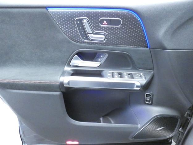 MERCEDES-BENZ EQB 250+ AMG Line  