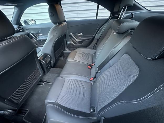 MERCEDES-BENZ Classe A 180 Berline Progressive Line  