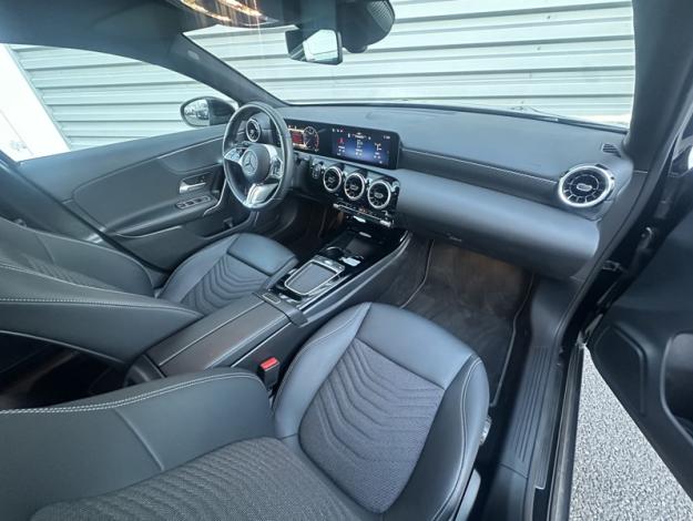 MERCEDES-BENZ Classe A 180 Berline Progressive Line  