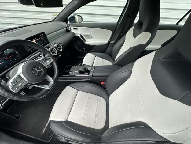 MERCEDES-BENZ Classe A 200 d AMG Line  