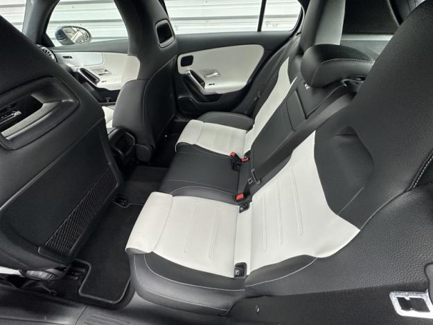 MERCEDES-BENZ Classe A 200 d AMG Line  