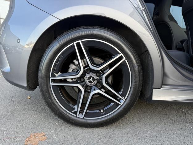 MERCEDES-BENZ Classe A 180 d AMG Line  