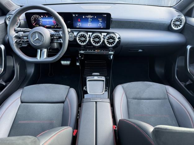 MERCEDES-BENZ Classe A 180 d AMG Line  