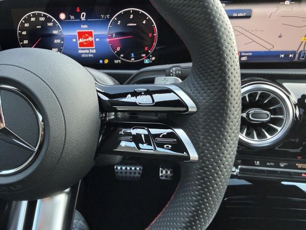 MERCEDES-BENZ Classe A 180 d AMG Line  