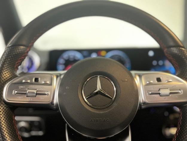 MERCEDES-BENZ GLA 250 e AMG Line  