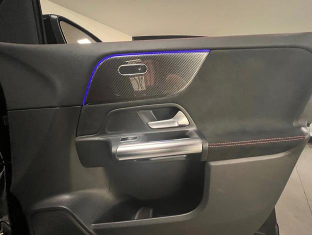 MERCEDES-BENZ GLA 250 e AMG Line  