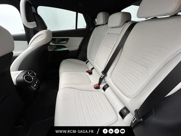 MERCEDES-BENZ GLC Coupé GLC 300 e Hybrid EQ 4MATIC Coupé AMG Line  GLC 300 e Hybrid EQ 4MATIC Coupé AMG Line