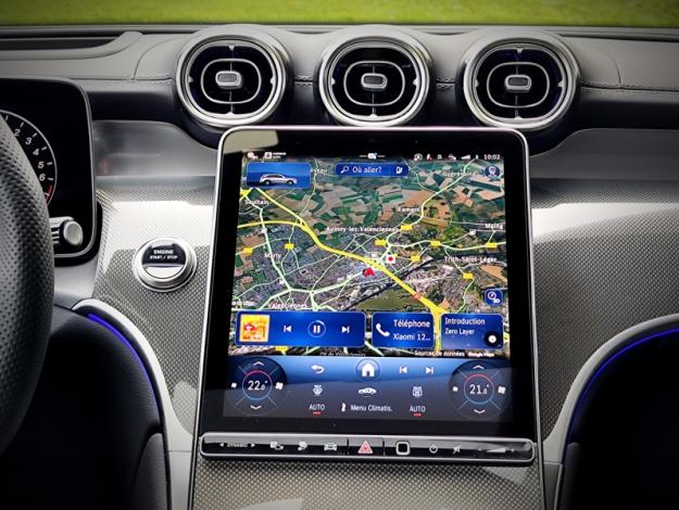 MERCEDES-BENZ GLC SUV   GLC 300 e  Hybrid EQ 4MATIC AMG Line +