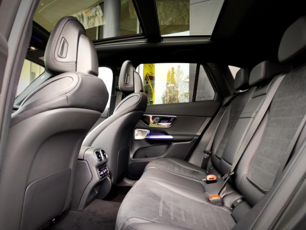 MERCEDES-BENZ GLC SUV   GLC 300 e  Hybrid EQ 4MATIC AMG Line +