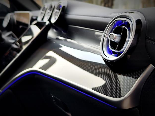 MERCEDES-BENZ GLC SUV   GLC 300 e  Hybrid EQ 4MATIC AMG Line +