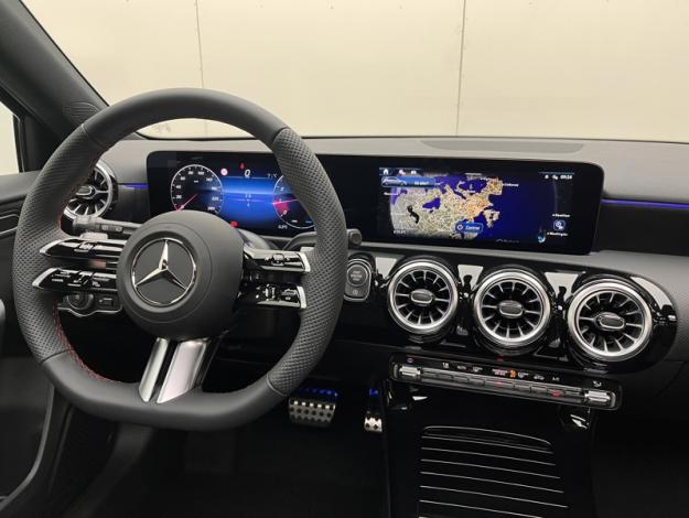 MERCEDES-BENZ Classe A 200 AMG Line  Classe A 200 AMG Line