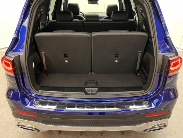 MERCEDES-BENZ GLB 200 d AMG Line  