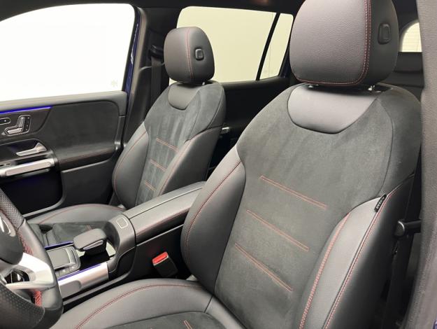 MERCEDES-BENZ GLB 200 d AMG Line  