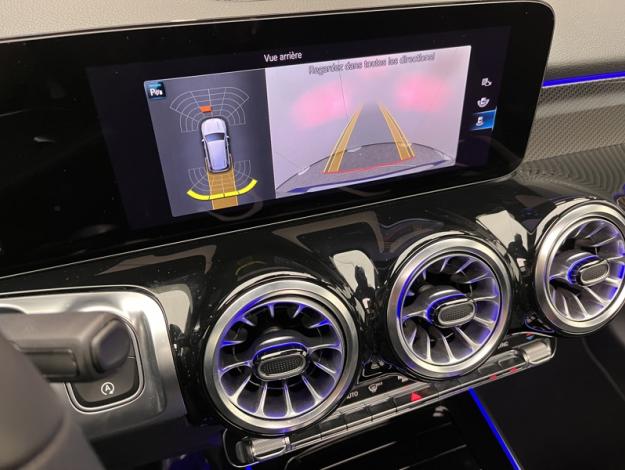 MERCEDES-BENZ GLB 200 d AMG Line  