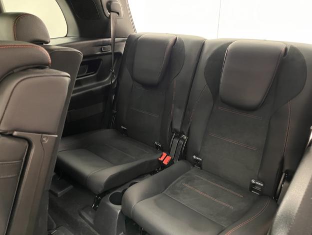 MERCEDES-BENZ GLB 200 d AMG Line  