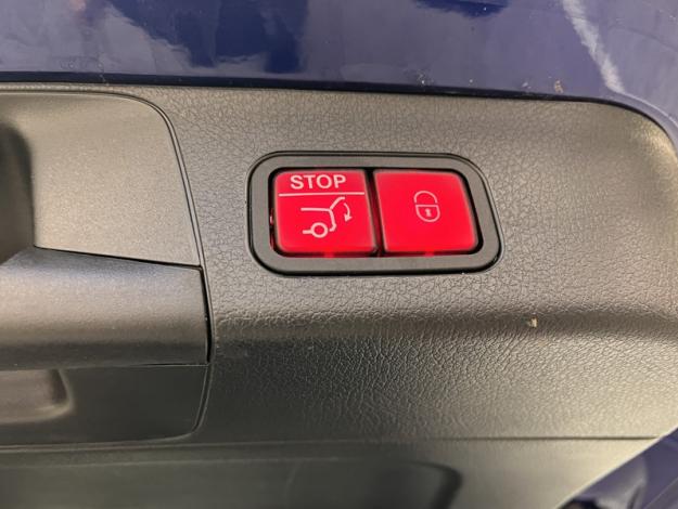 MERCEDES-BENZ GLB 200 d AMG Line  