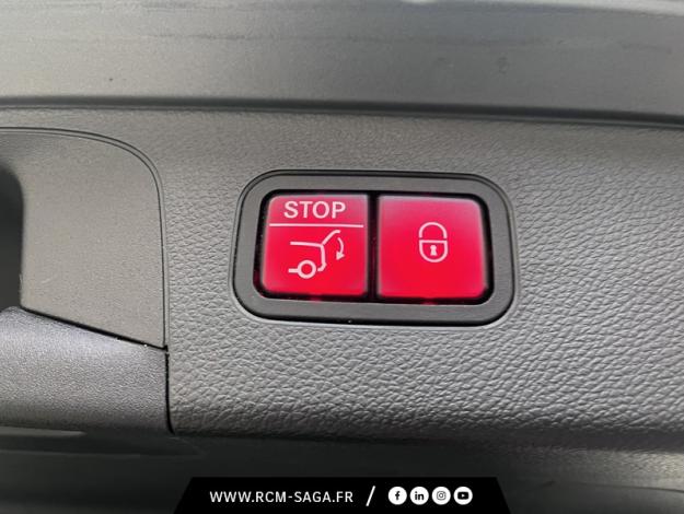 MERCEDES-BENZ GLC SUV GLC 300e 4MATIC SUV AMG Line  