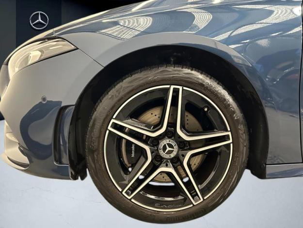 MERCEDES-BENZ A-Klasse A 250 e AMG Line