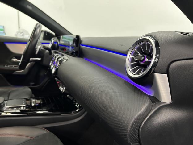 MERCEDES-BENZ A-Klasse A 250 e AMG Line