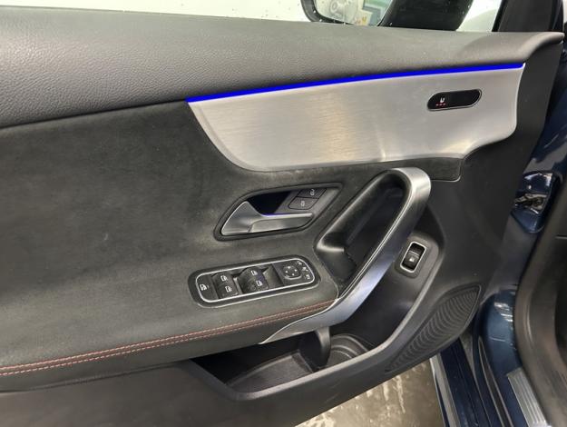 MERCEDES-BENZ A-Klasse A 250 e AMG Line